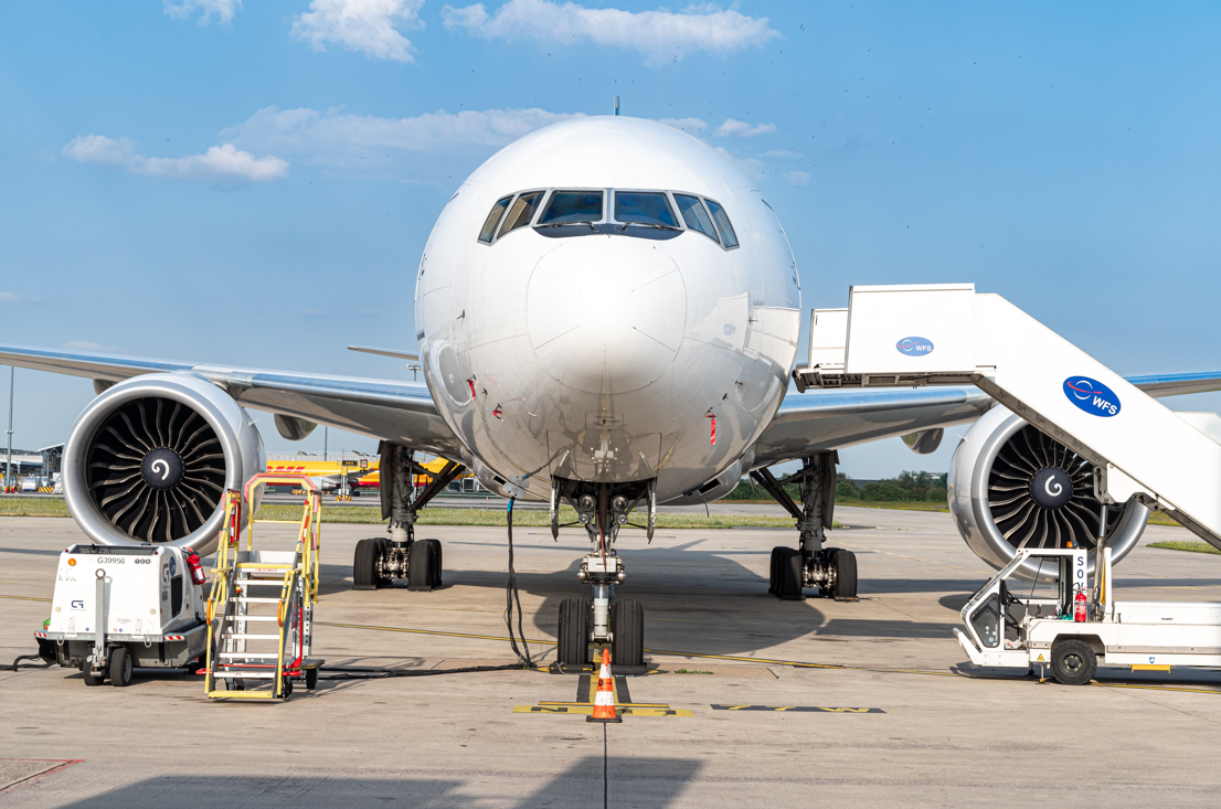 Cargo aircraft